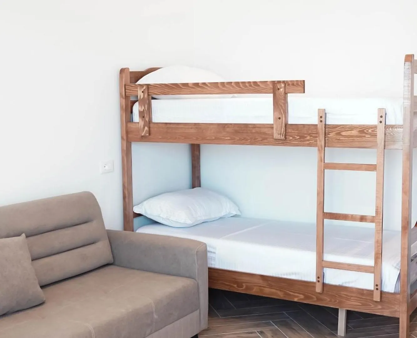 Bed & Breakfast Marina Rooms Durres Albania