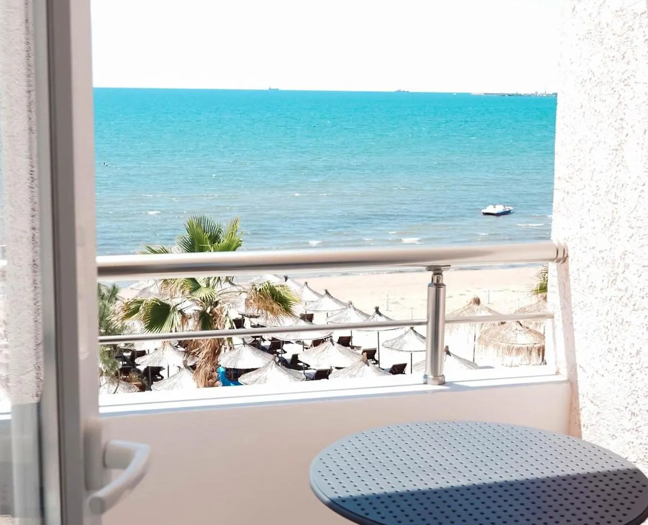 Marina Rooms Durres Bed & Breakfast